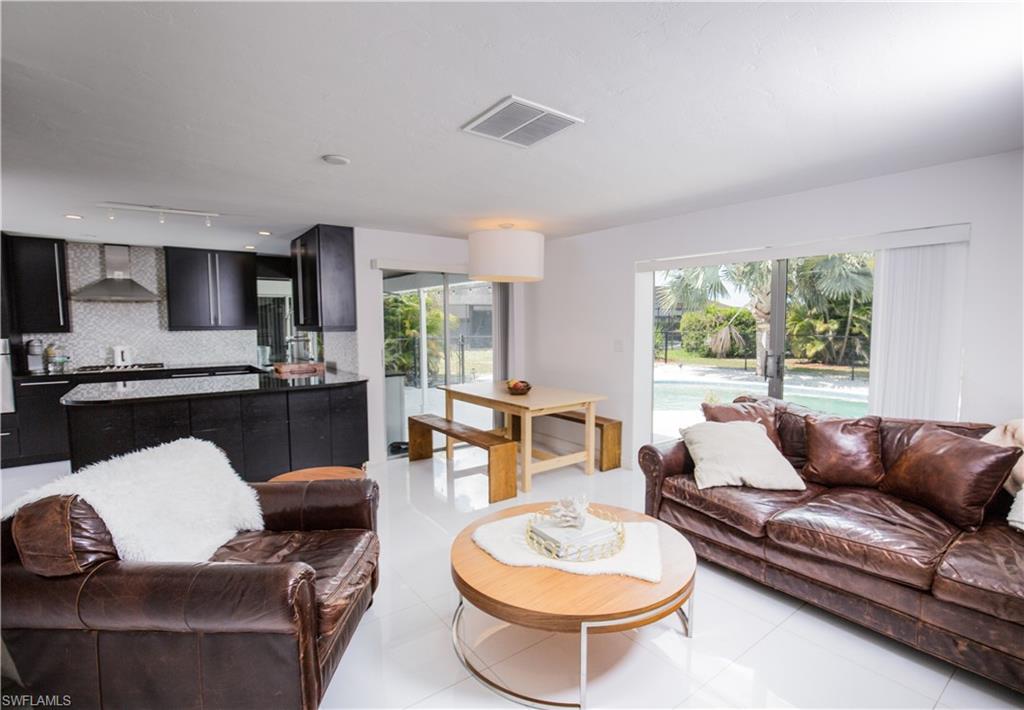 FOREST HILLS - Residential