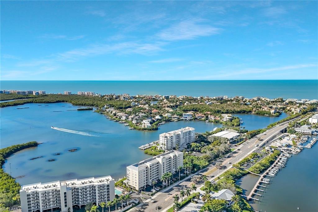 HICKORY BAY WEST - Residential