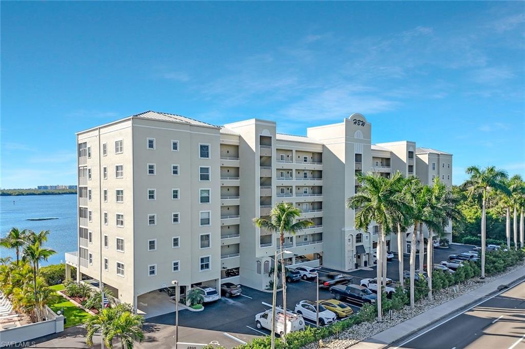 HICKORY BAY WEST - Residential