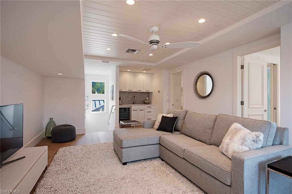 RIDGEVIEW LAKES - Residential