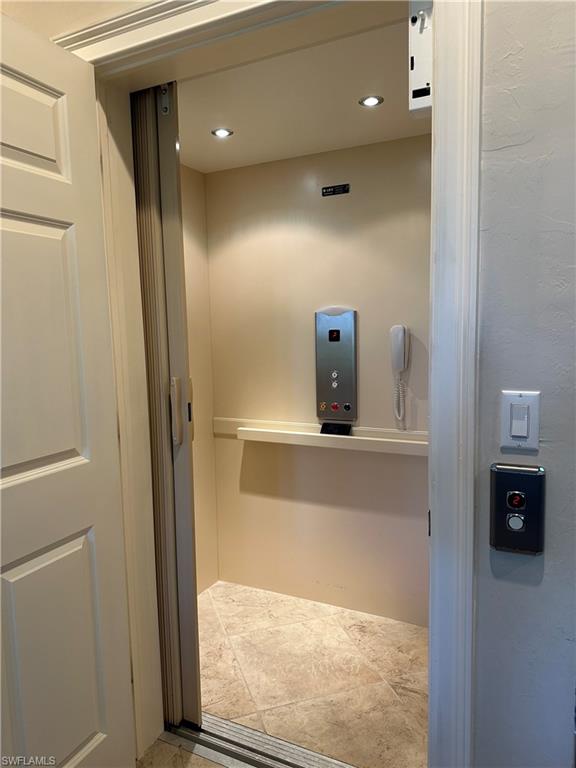 BUTTERKNIFE - Residential