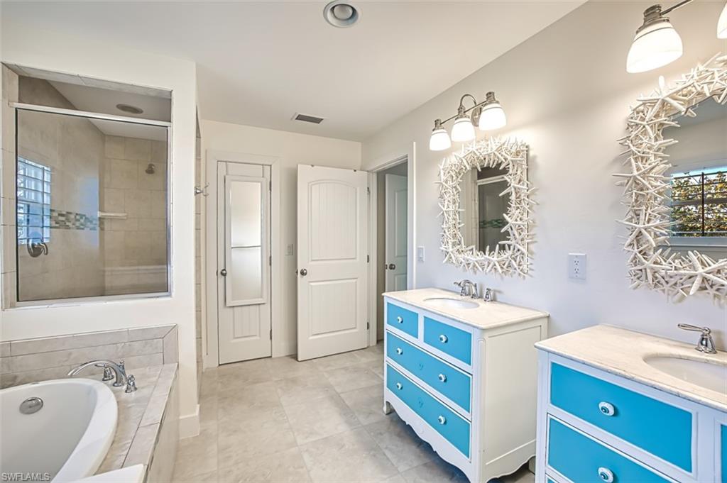 SANIBEL SHORES - Residential