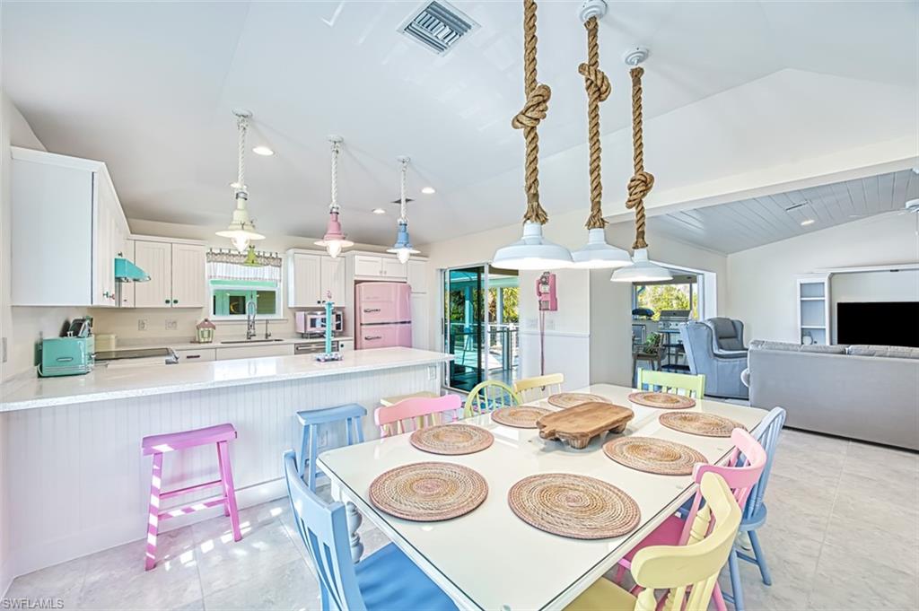 SANIBEL SHORES - Residential