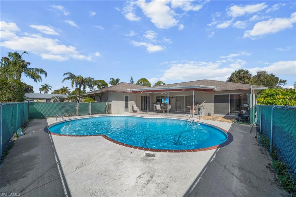 LOCHMOOR - Residential