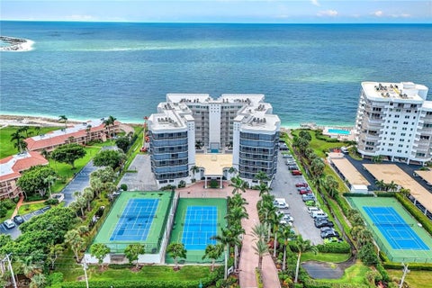 Photo of 1070 S Collier BLVD #205, MARCO ISLAND, FL 34145 (MLS # 226038006)