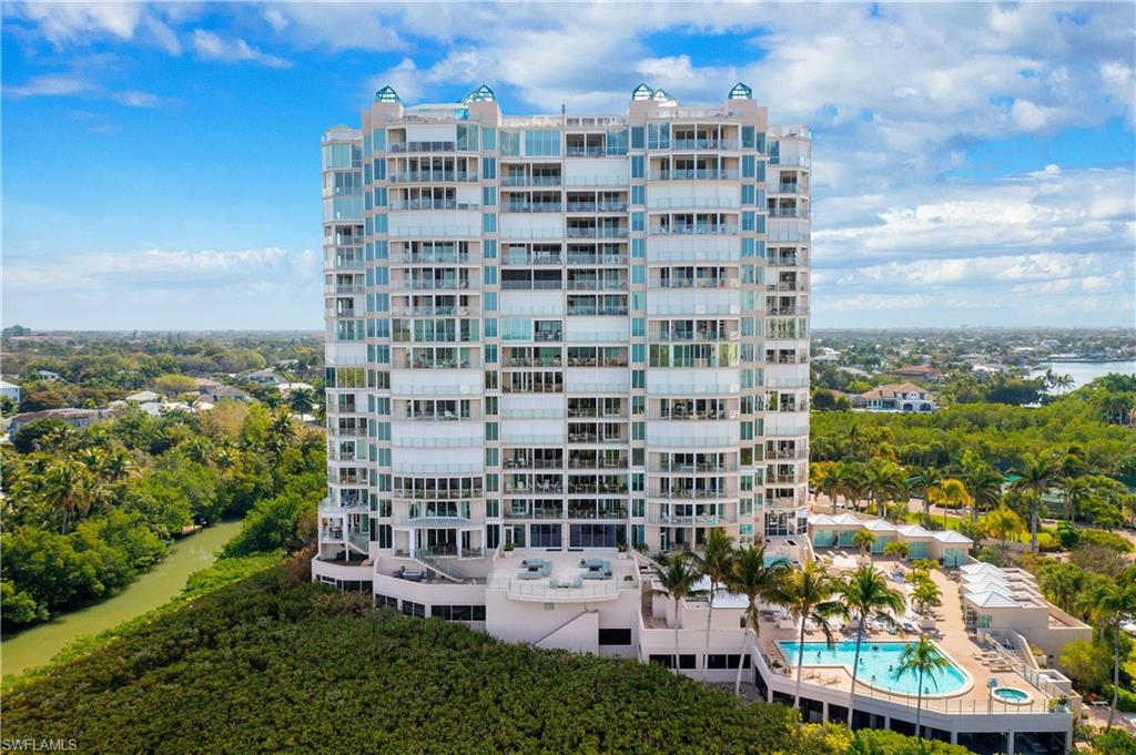 BAYPOINTE AT NAPLES CAY - Residential