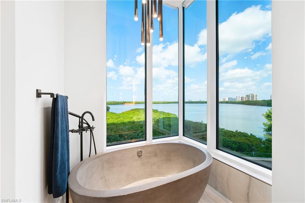 BAYPOINTE AT NAPLES CAY - Residential