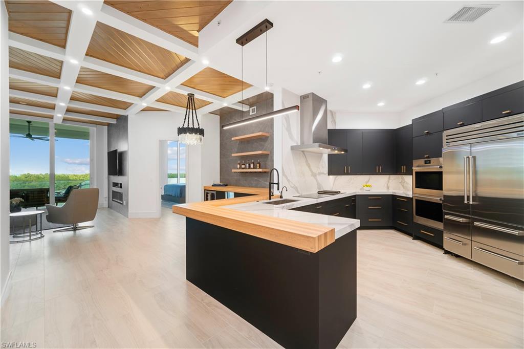 BAYPOINTE AT NAPLES CAY - Residential