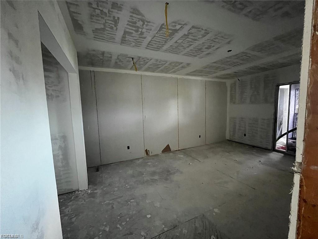 VERSAILLES CONDO - Residential