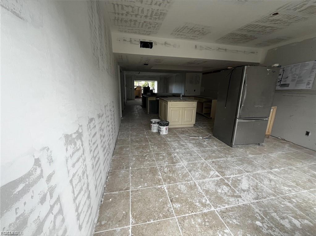 VERSAILLES CONDO - Residential