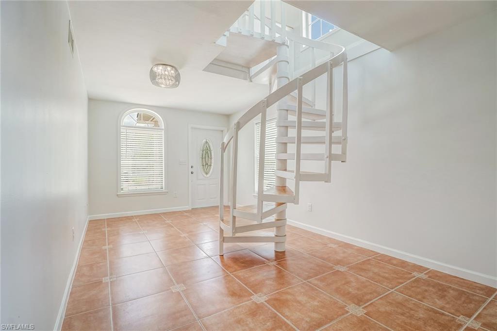 LEAWOOD LAKES - Residential