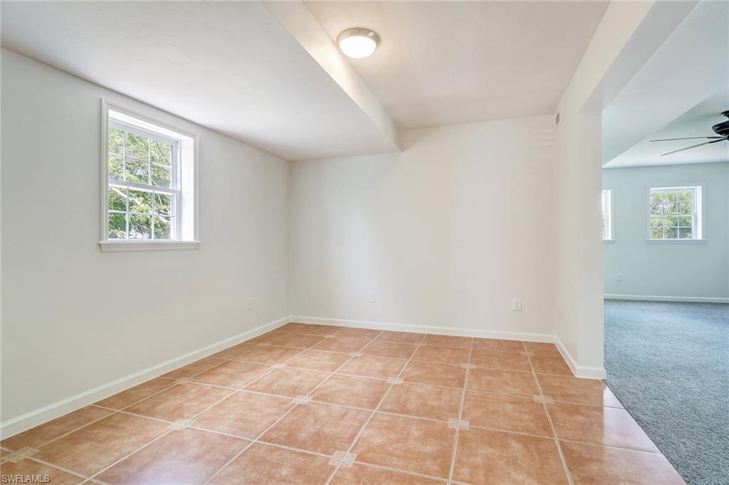 LEAWOOD LAKES - Residential