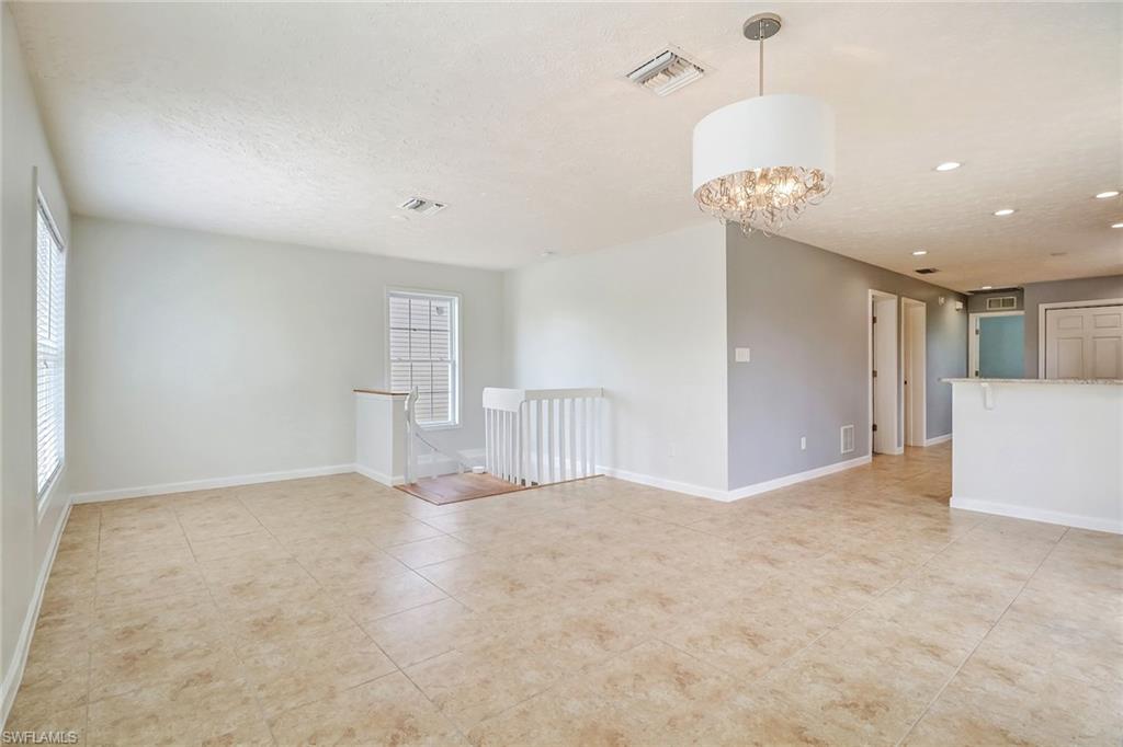 LEAWOOD LAKES - Residential