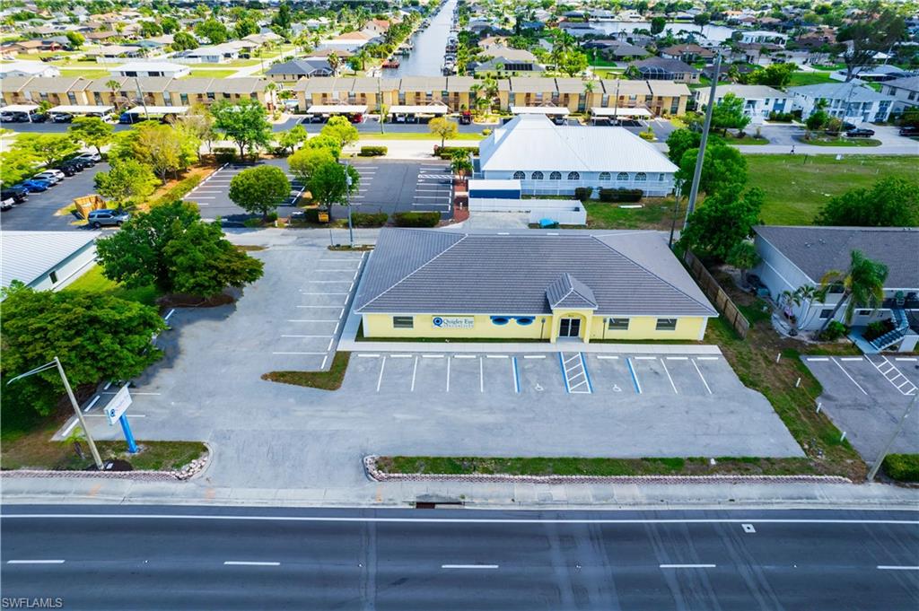 513 Cape Coral PKWY W