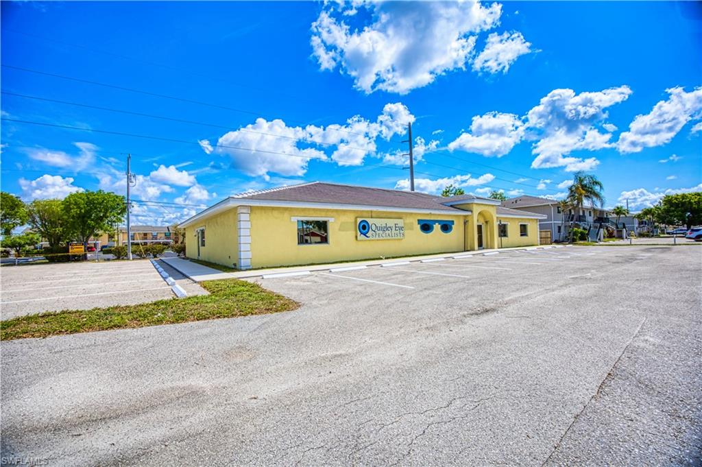 513 Cape Coral PKWY W