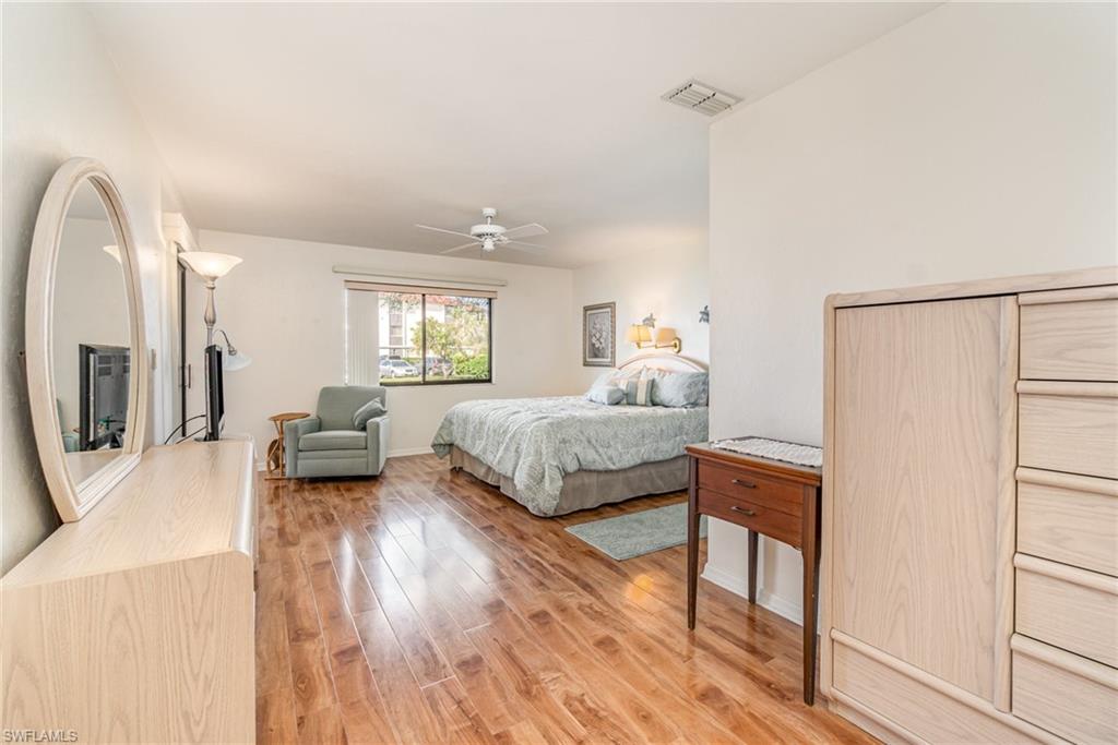 CLUBHOUSE VILLAGE - Residential