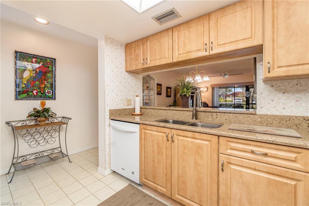 CLUBHOUSE VILLAGE - Residential