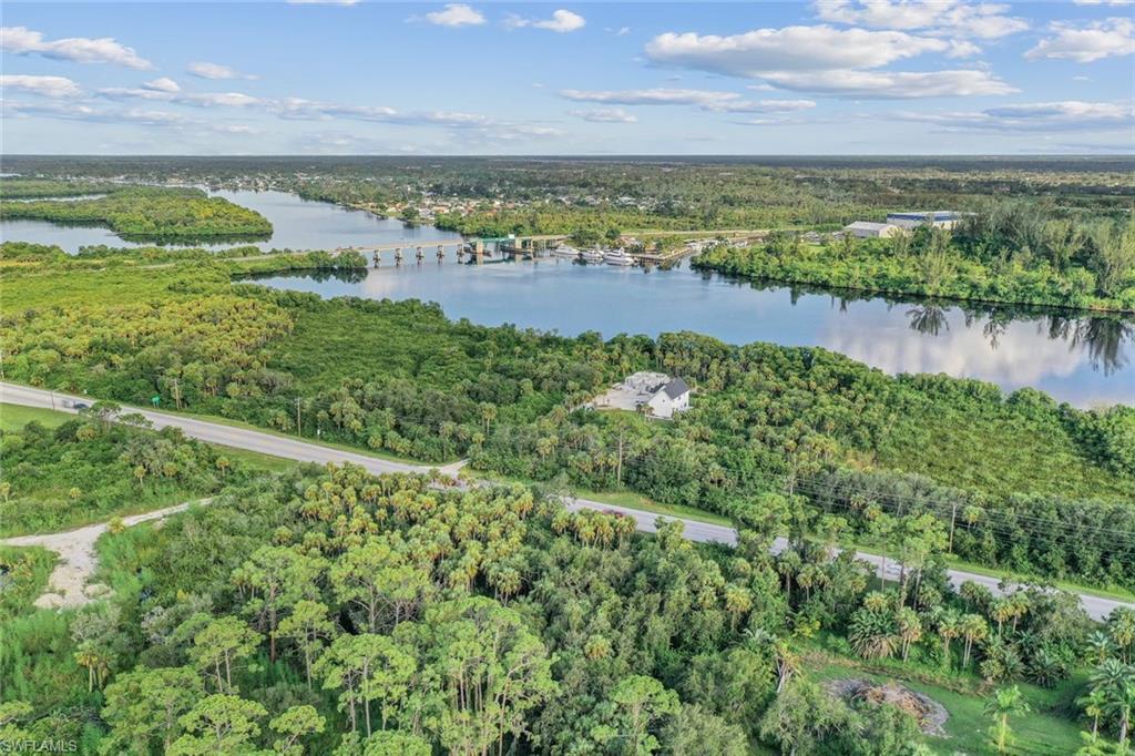 EAST BAYSHORE - Land