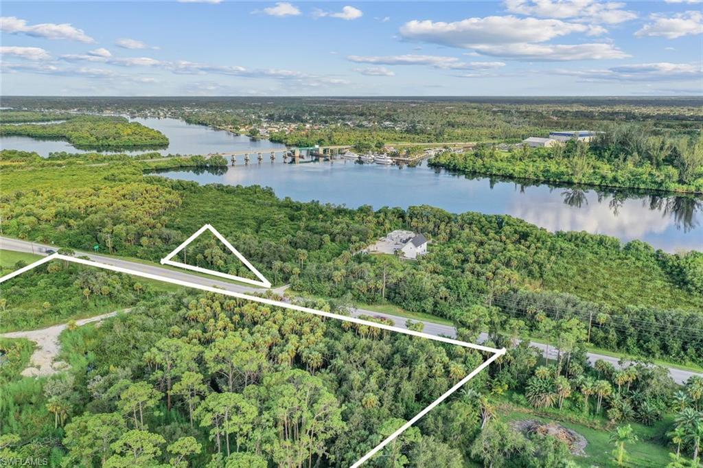 EAST BAYSHORE - Land