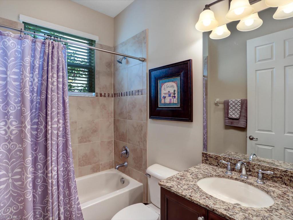 BOTANICA LAKES - Residential