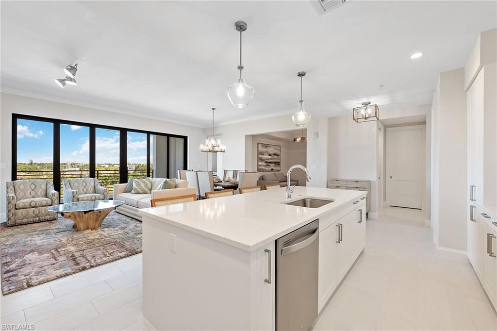 ELEVEN ELEVEN CENTRAL - Residential Lease