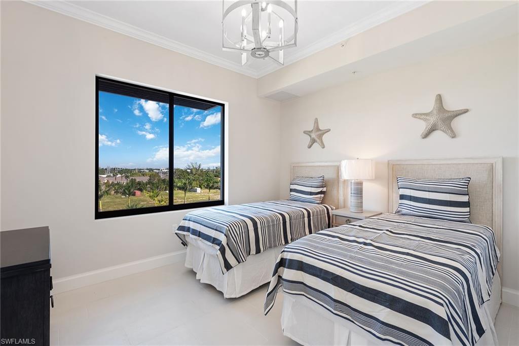 ELEVEN ELEVEN CENTRAL - Residential Lease