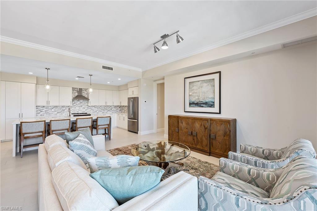 ELEVEN ELEVEN CENTRAL - Residential Lease