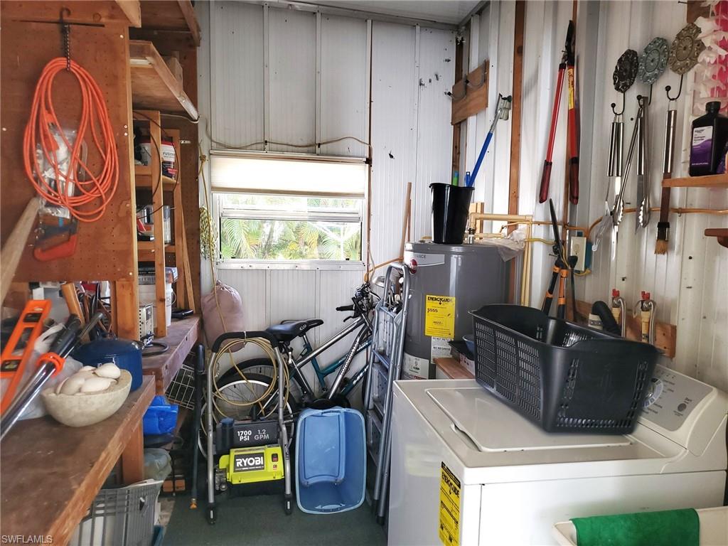 LAZY DAYS MOBILE VILLAGE - Residential