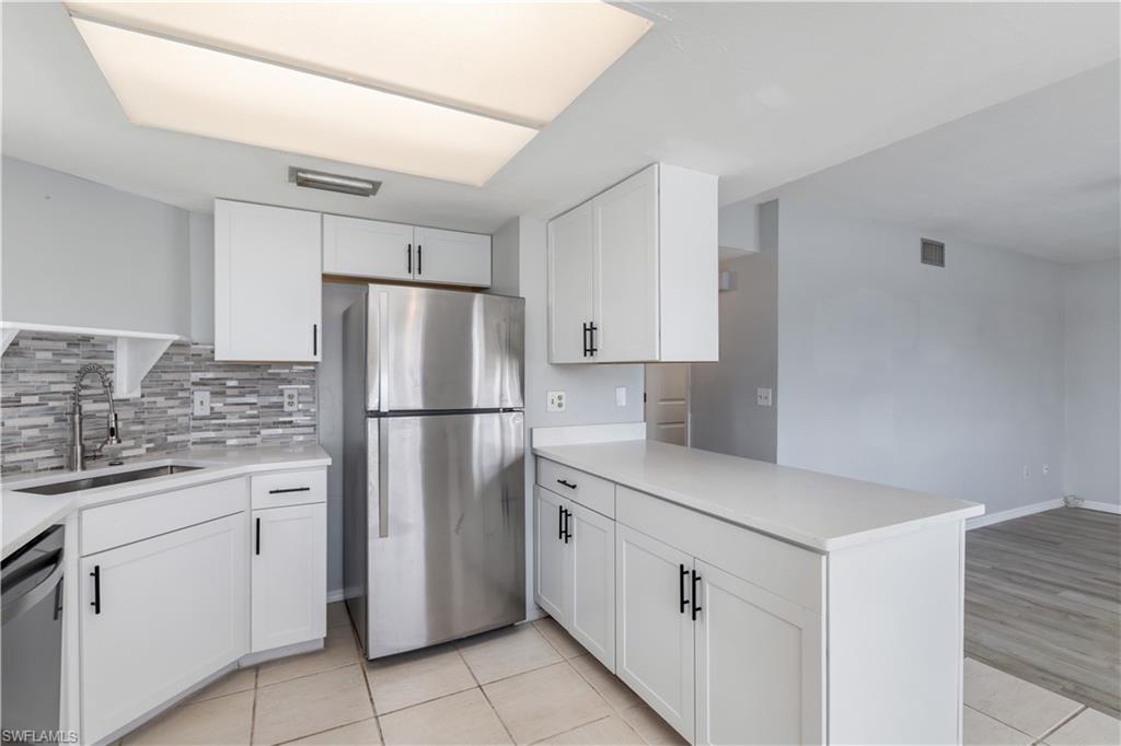 PARKWAY VILLAGE - Residential