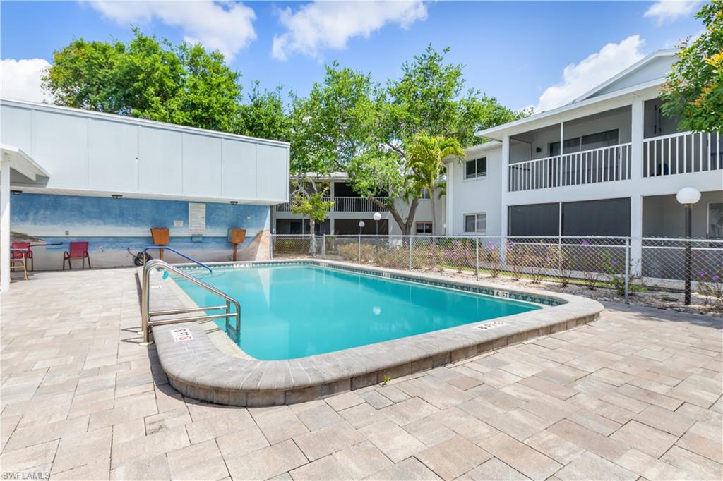 PARKWAY VILLAGE - Residential