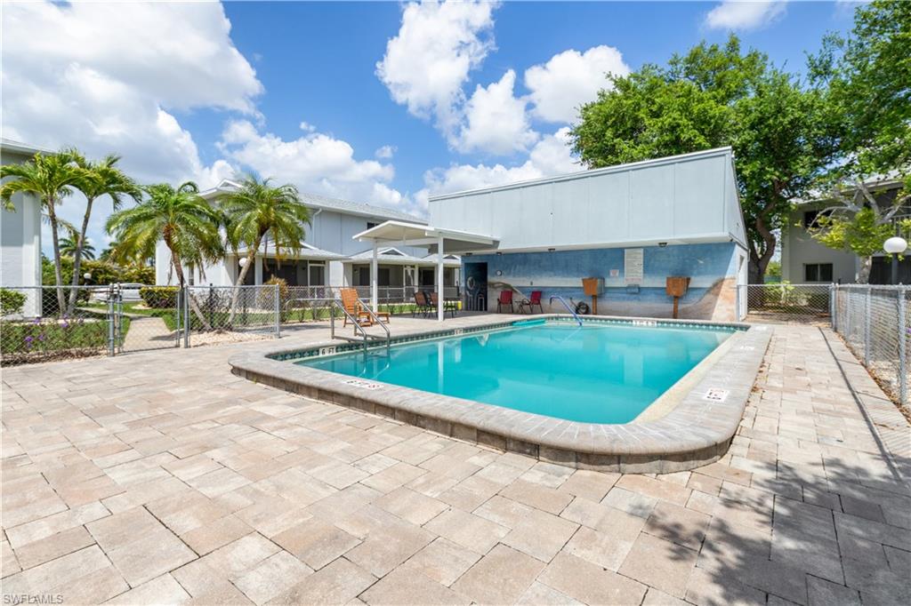 PARKWAY VILLAGE - Residential