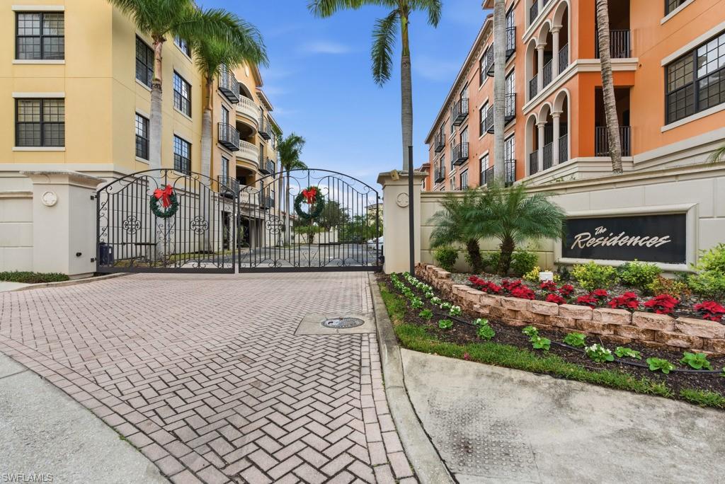 THE RESIDENCES AT COCONUT POINT - Residential