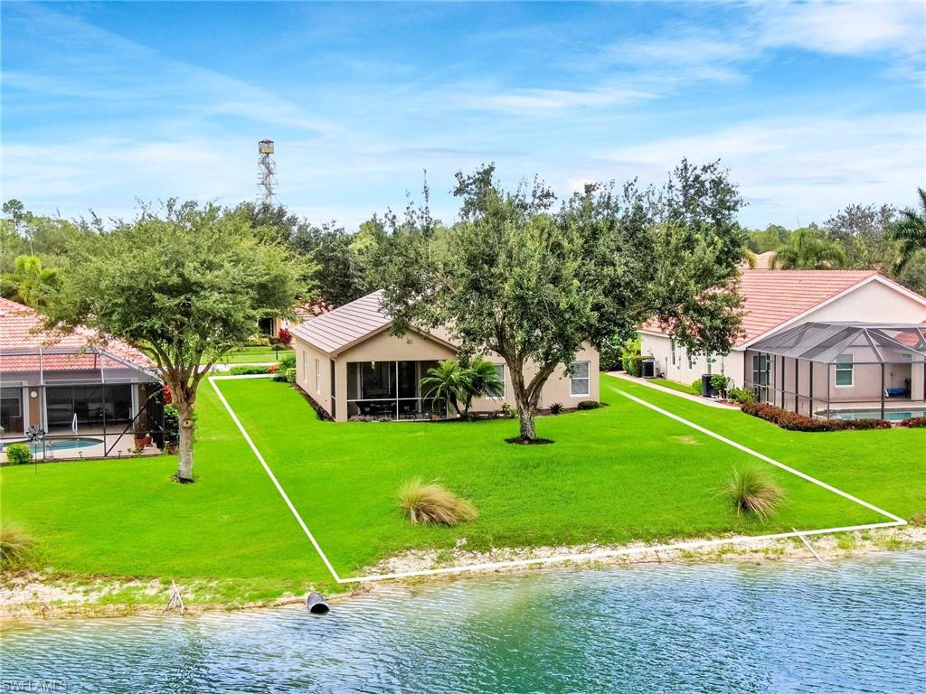 VALENCIA LAKES - Residential