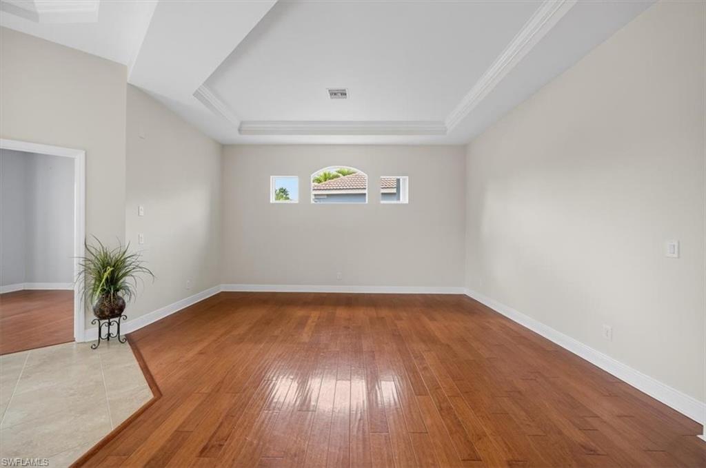 PROMENADE EAST - Residential