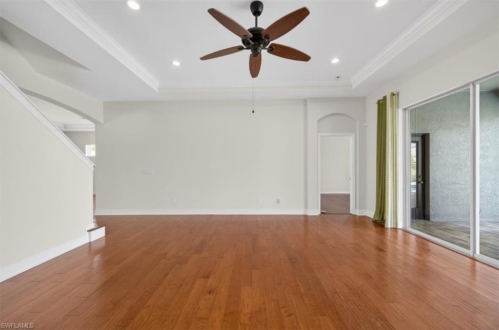 PROMENADE EAST - Residential