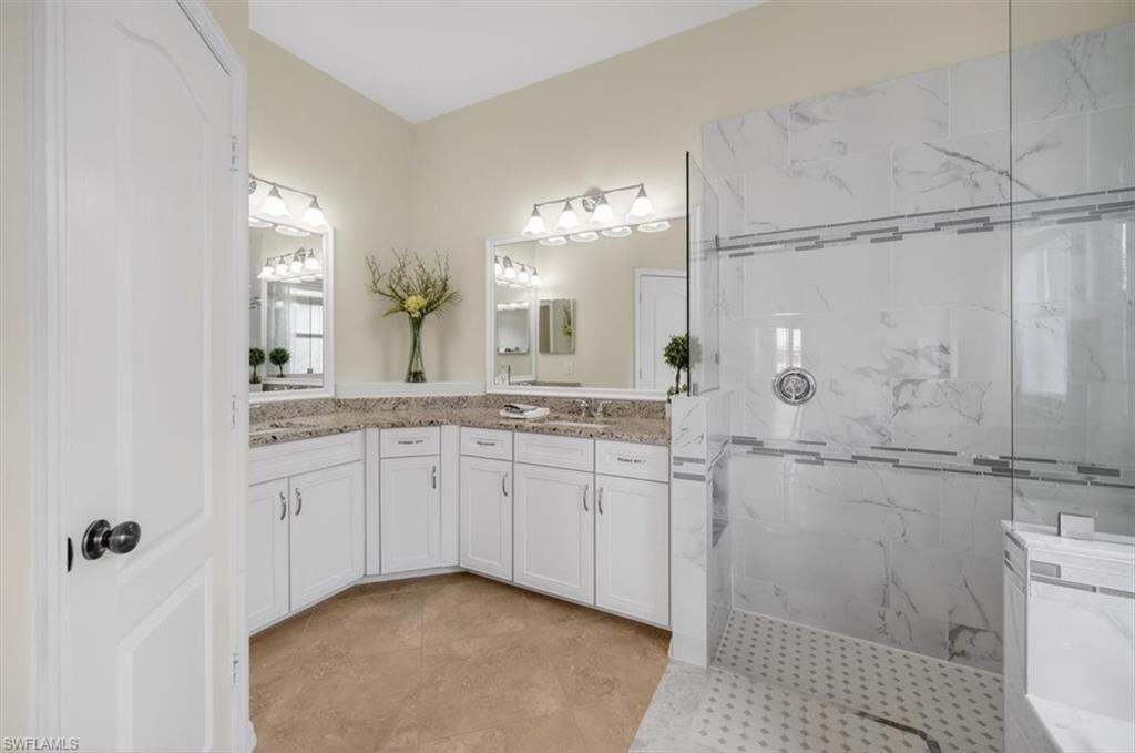 PROMENADE EAST - Residential