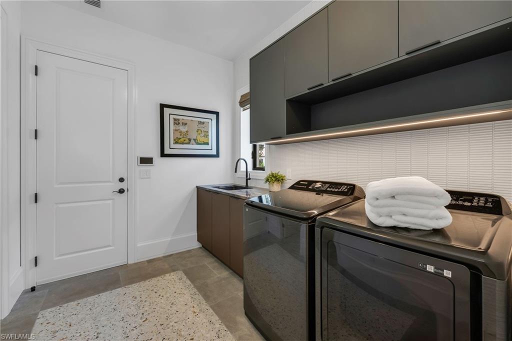 TRADITIONS - Residential