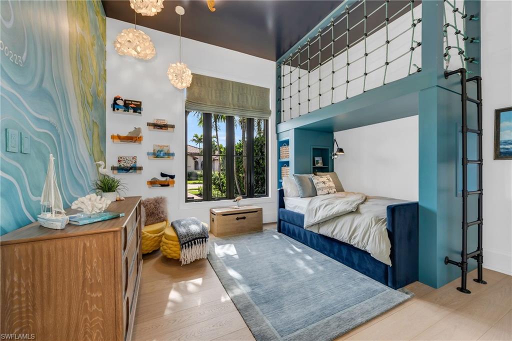 TRADITIONS - Residential