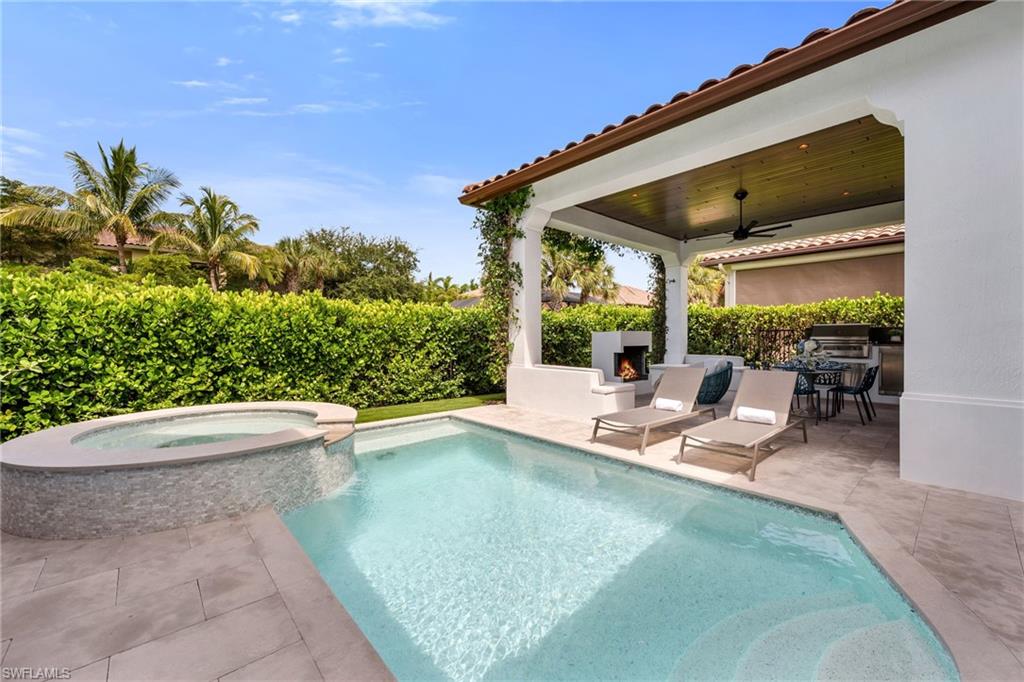 TRADITIONS - Residential