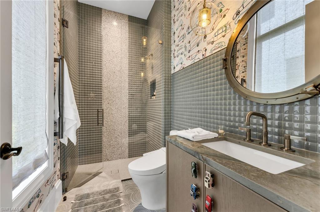 TRADITIONS - Residential