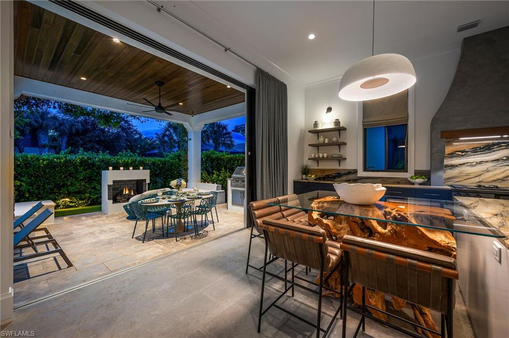 TRADITIONS - Residential