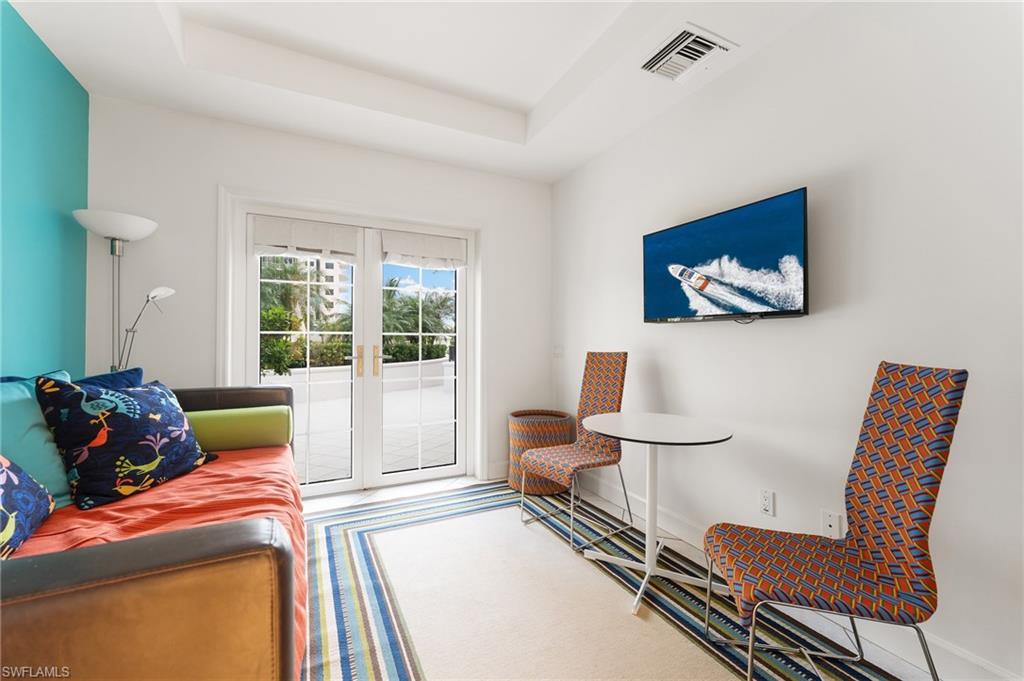 BILTMORE AT BAY COLONY - Residential