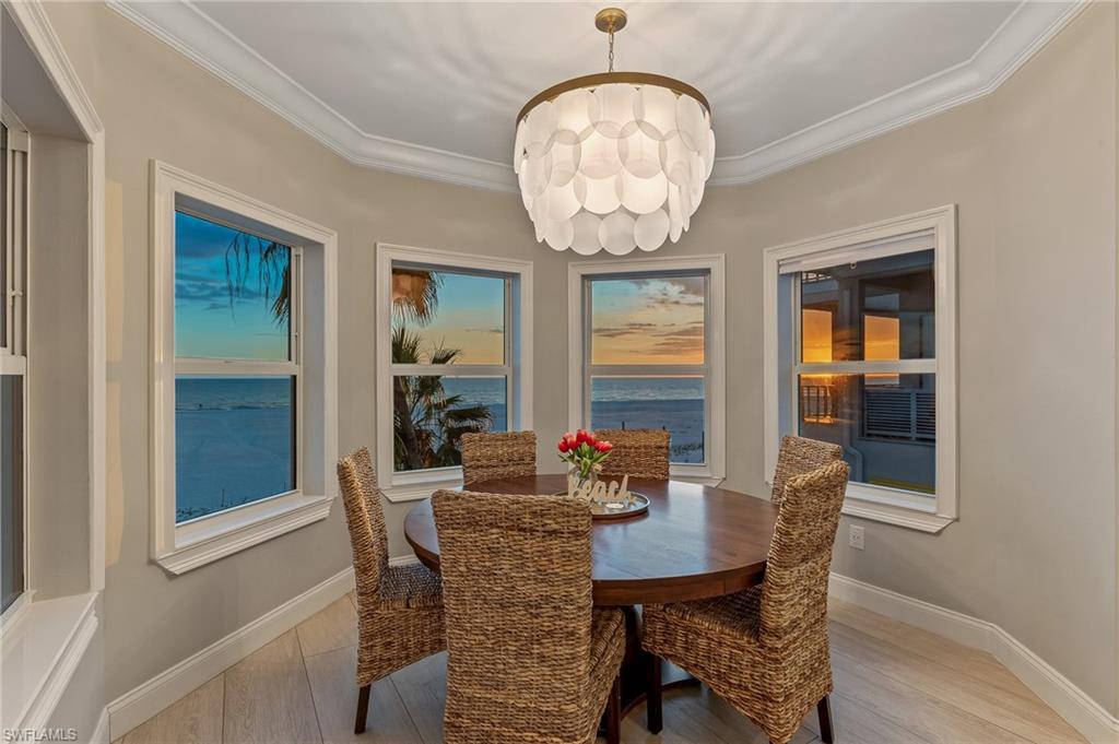 CRESCENT BEACH - Residential