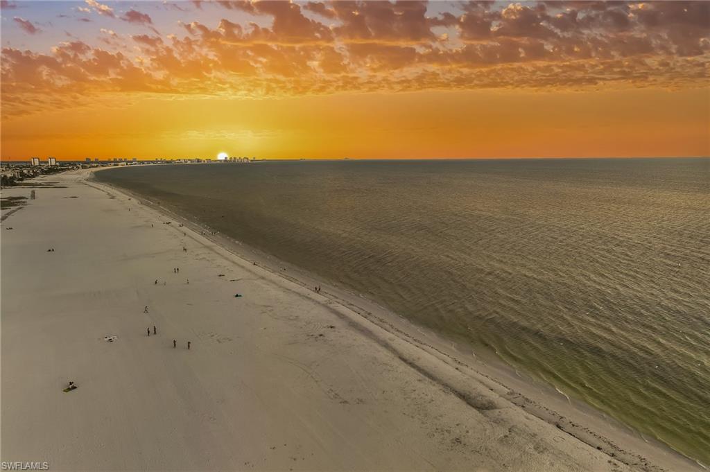 CRESCENT BEACH - Residential