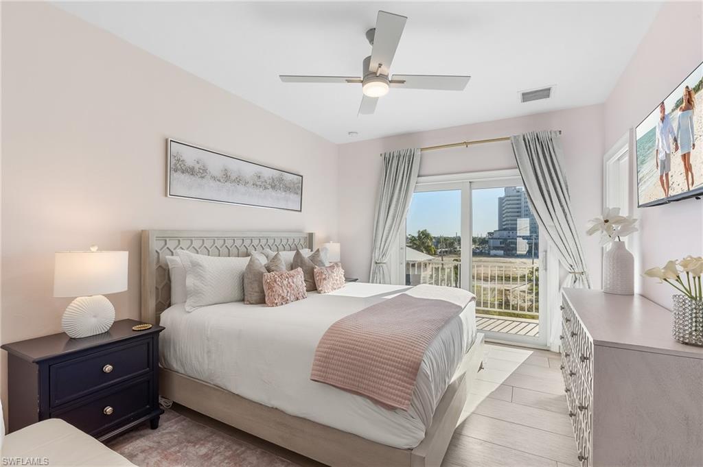 CRESCENT BEACH - Residential