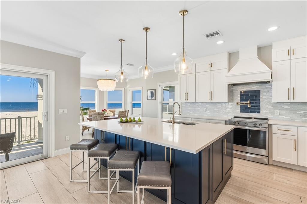 CRESCENT BEACH - Residential