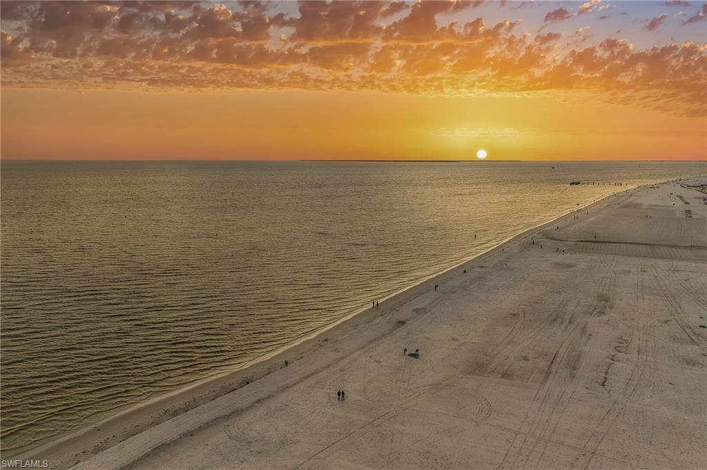 CRESCENT BEACH - Residential