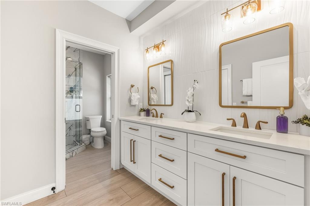 CRESCENT BEACH - Residential