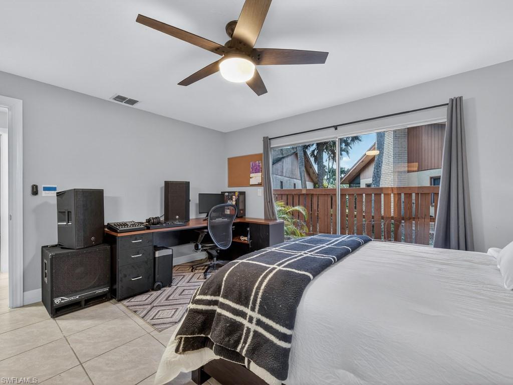 ROYAL WOODS - Residential