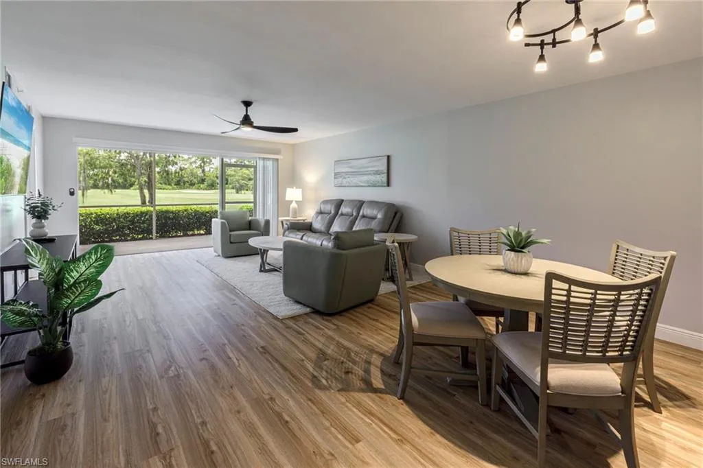 Naples, Florida 34104, United States, 2 Bedrooms Bedrooms, ,2 BathroomsBathrooms,Residential,Active,48638